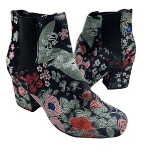 Indigo Rd. Navy Blue Floral Embroidery Block Heel Shoes Boots Women's 8‎ Casual